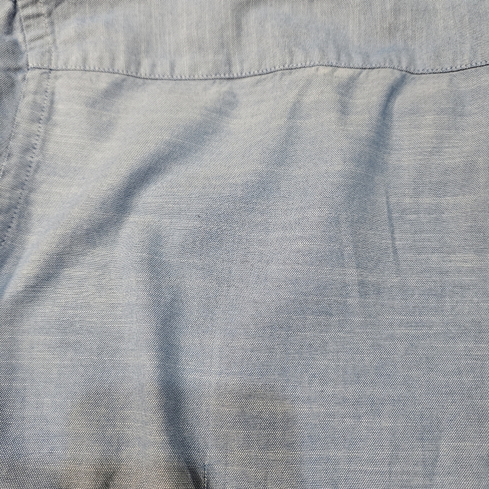 Hugo Boss button down - Picture 10 of 10